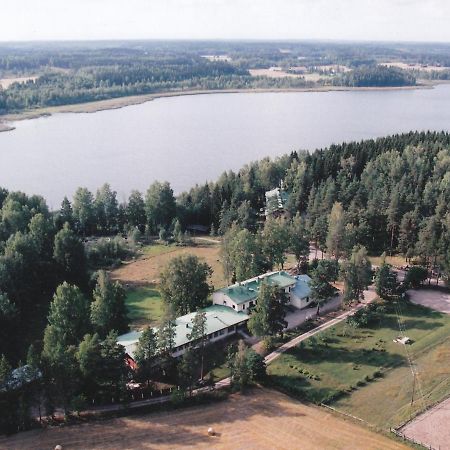Отель Mummolan Majoitus Uusikyla Экстерьер фото